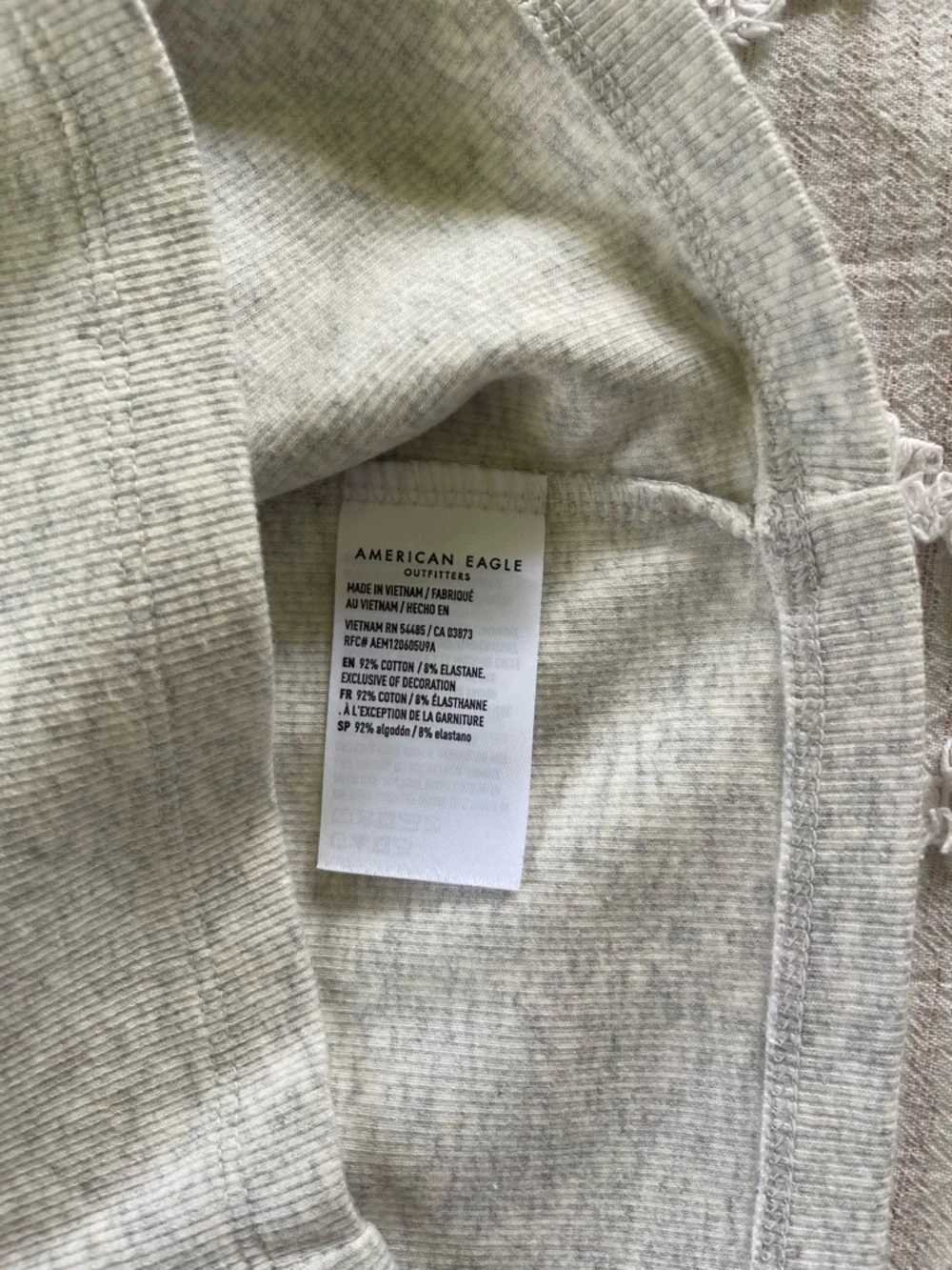 American Eagle Gray Cropped Tank Top - Picture 6 of 8